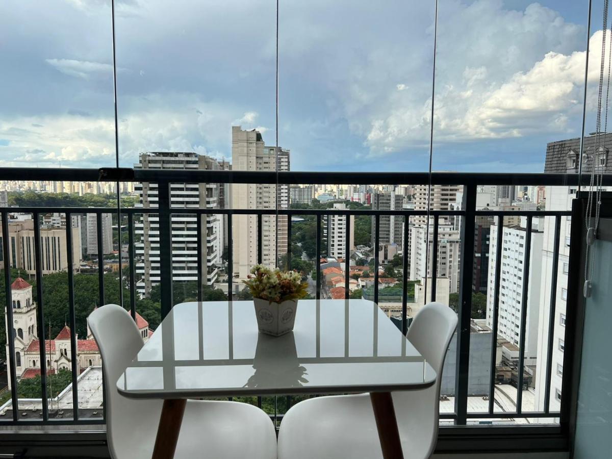 Agradavel Em Moema, 250m Do Metro Apartamento *